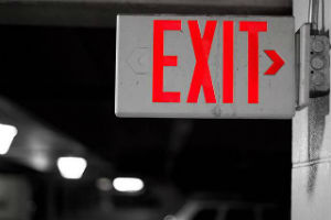 Steps For Leaving Your Job (In-Depth Guide)